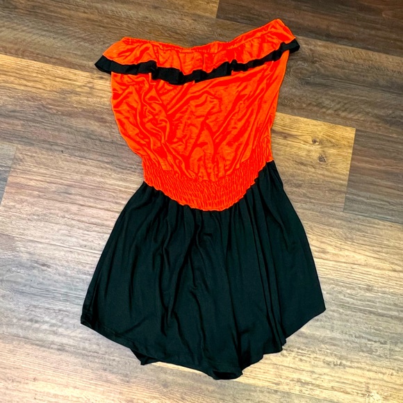 Orange & Black romper - Picture 1 of 2